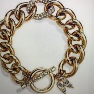 Victoria’s Secret gold link bracelet